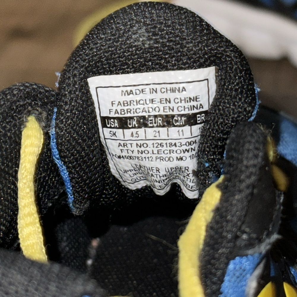 UNDER ARMOUR INFANT SNEAKERS- size 5 - Picture 10 of 10